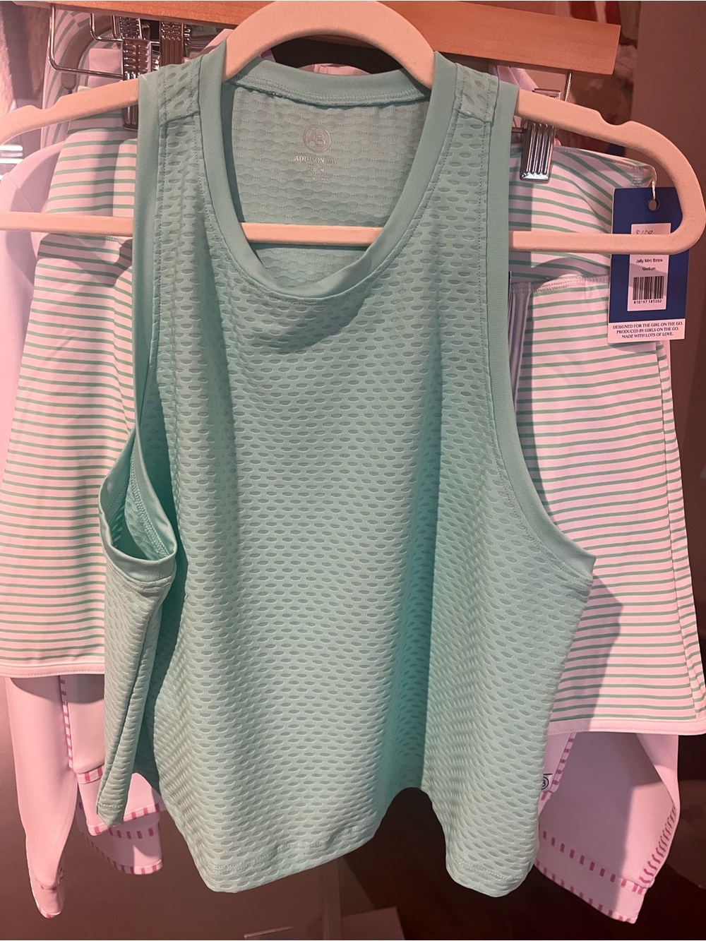 NWT Addison Bay Every Other Day Tank. Color: jelly mint